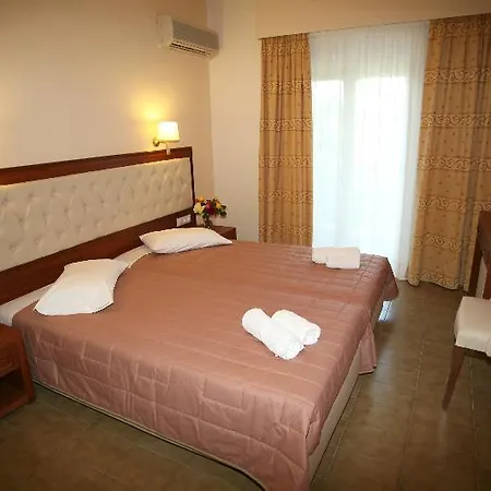 La Cite 3* ליקסורי